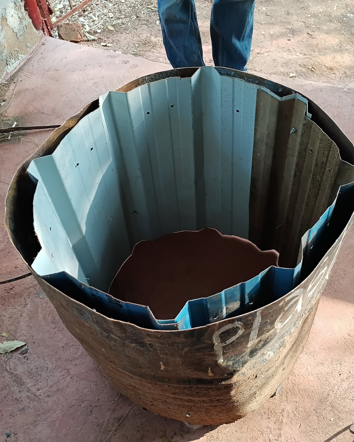 Internal corrugated metal